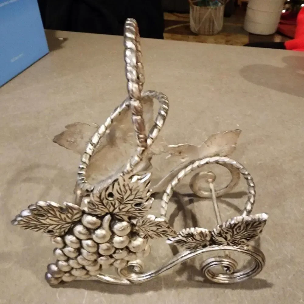 Flawless Silver Plated Grapevine Wine Rack holds 2 bottles heavy quality A2